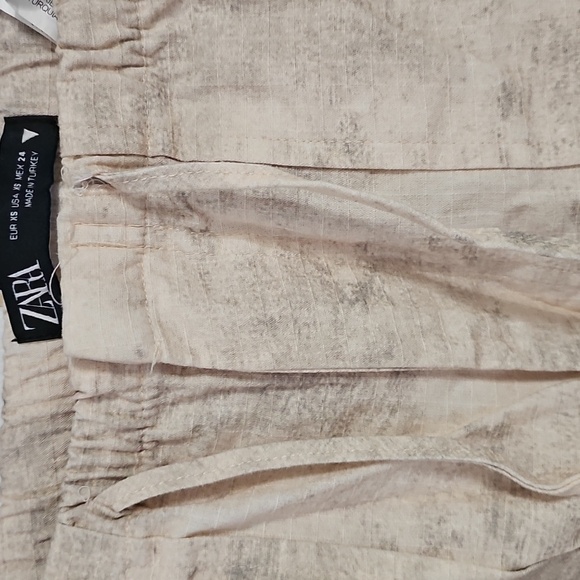 Zara - Picture 3 of 4